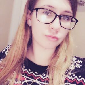 Meet your Posher, Kaitlyn